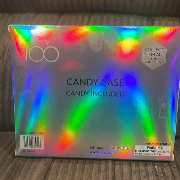 NWOT TWO MICKEY AND MINNIE FIGURES AND CANDY - Picture 2 of 3